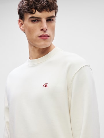 Calvin Klein Jeans Свитшот в Белый