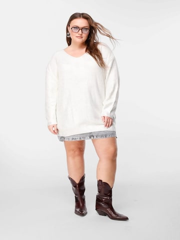 Shape Of You Oversized sweater in White