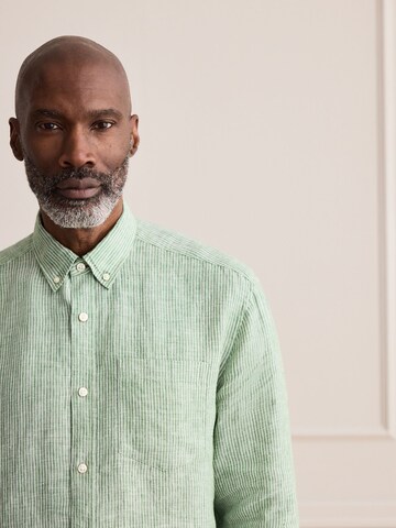 Next Regular Fit Hemd in Grün