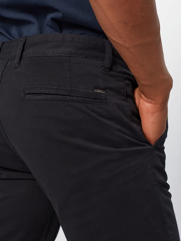 BOSS - Slimfit Pantalón chino 'Taber' en negro