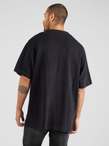 Calvin Klein Jeans Paita 'ARCHIVAL' värissä musta