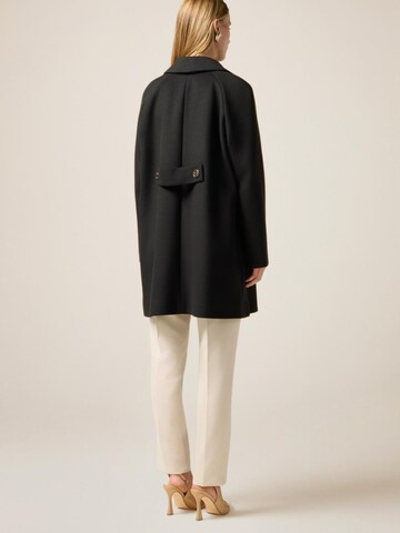 oltre Wintermantel in Zwart