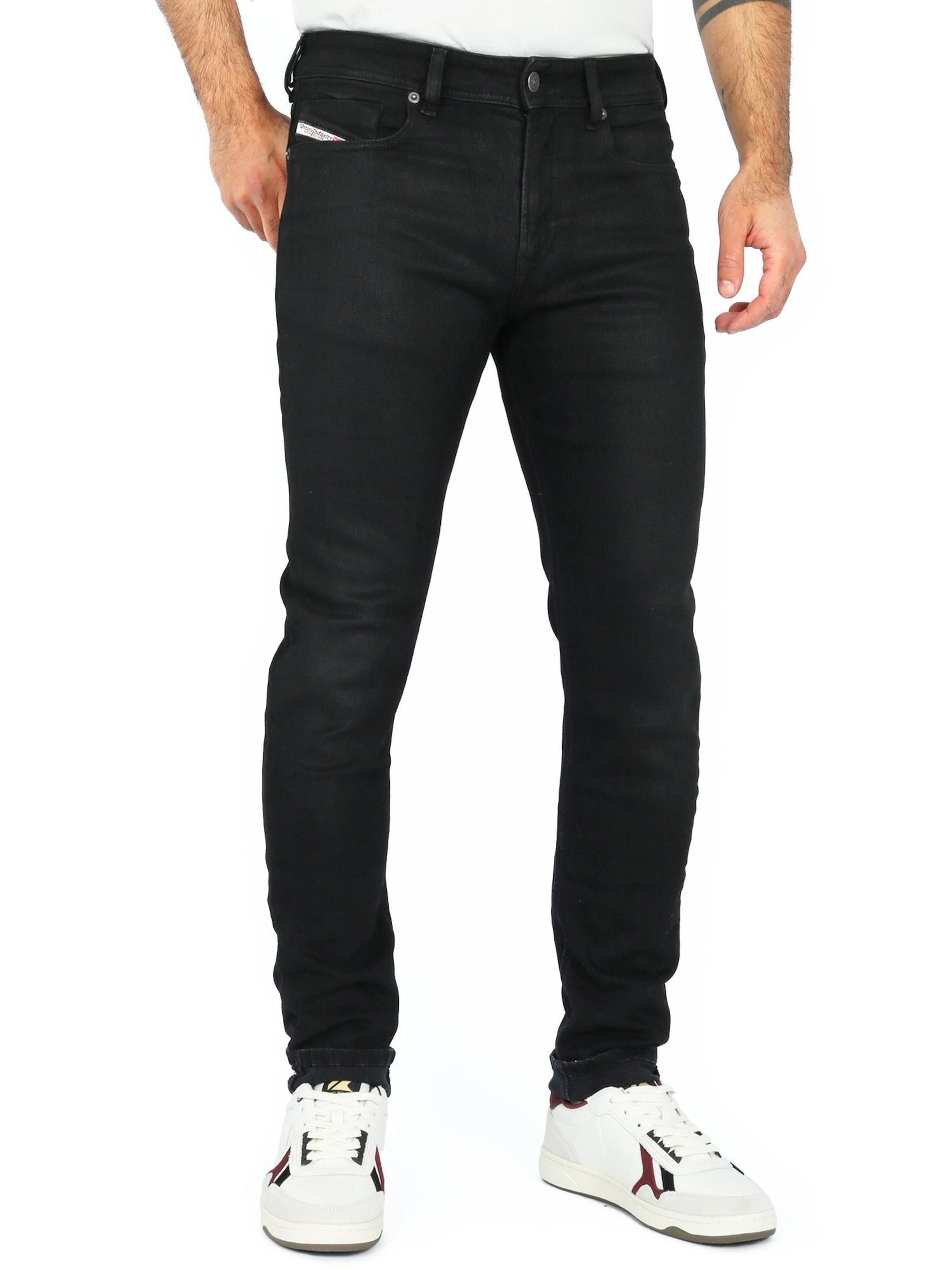 Skinny Jeans '1979 Sleenker' di DIESEL in nero