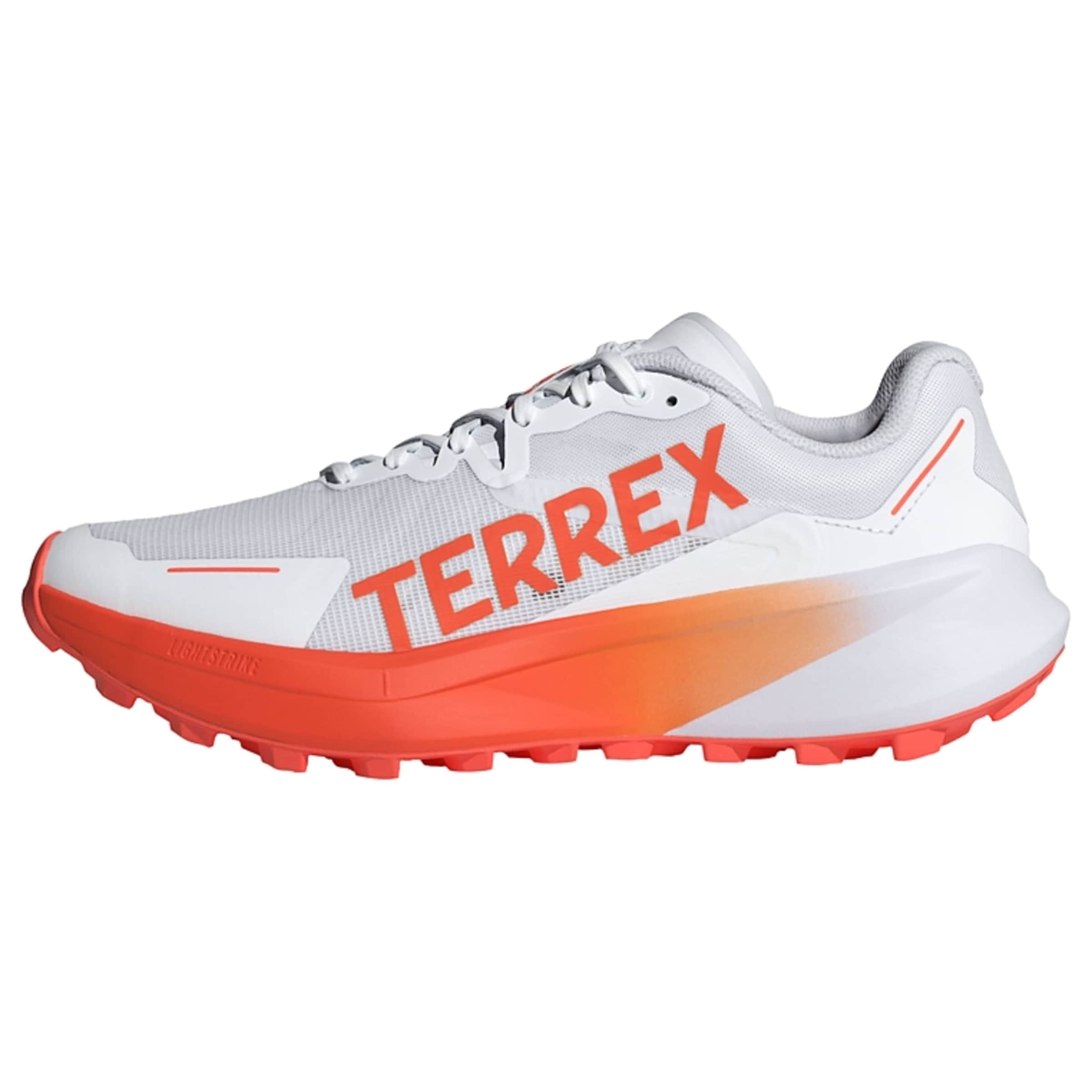 ADIDAS TERREX - Zapatillas de running &#x27;Agravic 3&#x27; en blanco: frente