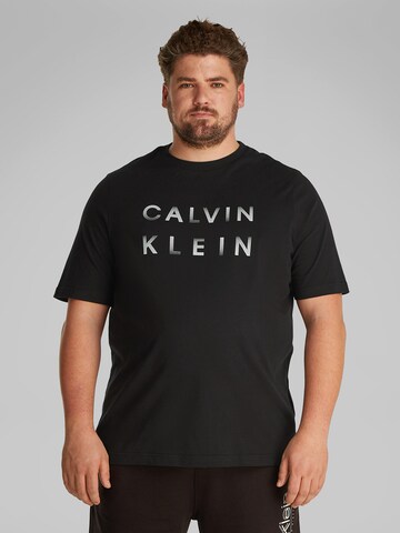 Calvin Klein Big & Tall Μπλουζάκι σε μαύρο: μπροστά
