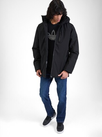 Veste outdoor 'YewbankIII' REGATTA en noir