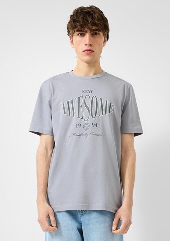 T-Shirt QS en gris : devant