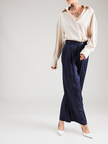 Soft Rebels Loosefit Broek 'Naya' in Blauw: voorkant