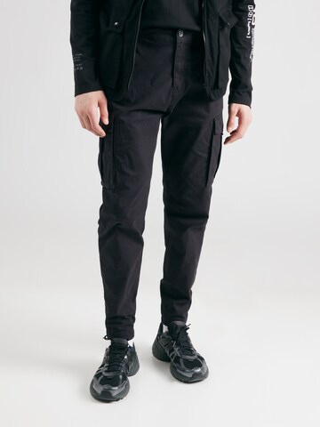 QS Tapered Cargobroek in Grijs: voorkant