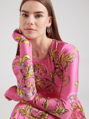 Maglietta di Versace Jeans Couture in rosa