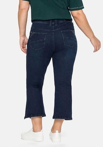 SHEEGO Flared Jeans in Blauw