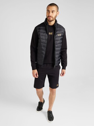 Gilet di EA7 Emporio Armani in nero