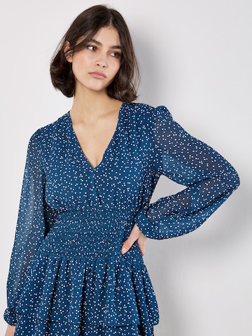 Apricot Dress ' ' in Blue