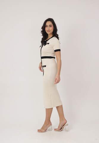 Abito in maglia di Elara in beige