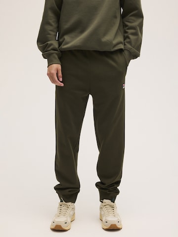 FILA - regular Pantalón 'BIELLA regular sweatpants' en verde: frente