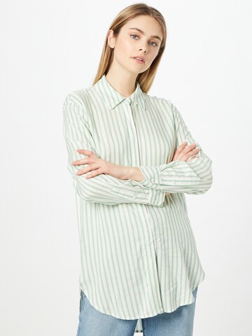 ONLY - Blusa 'BINE' en verde: frente