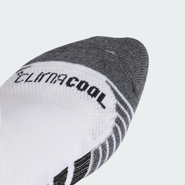 Chaussettes de sport ADIDAS PERFORMANCE en blanc