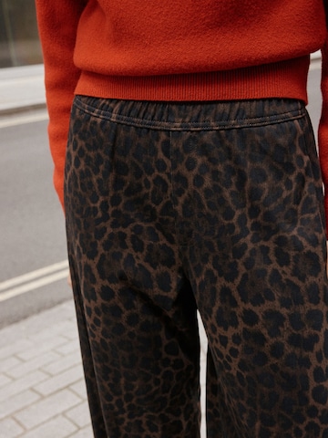 Next Vat Jeans in Bruin