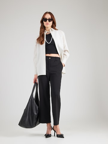 ABOUT YOU Loosefit Nadrág 'Leanne' - fekete