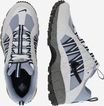 Nike Sportswear - Zapatillas deportivas bajas 'AIR HUMARA' en gris