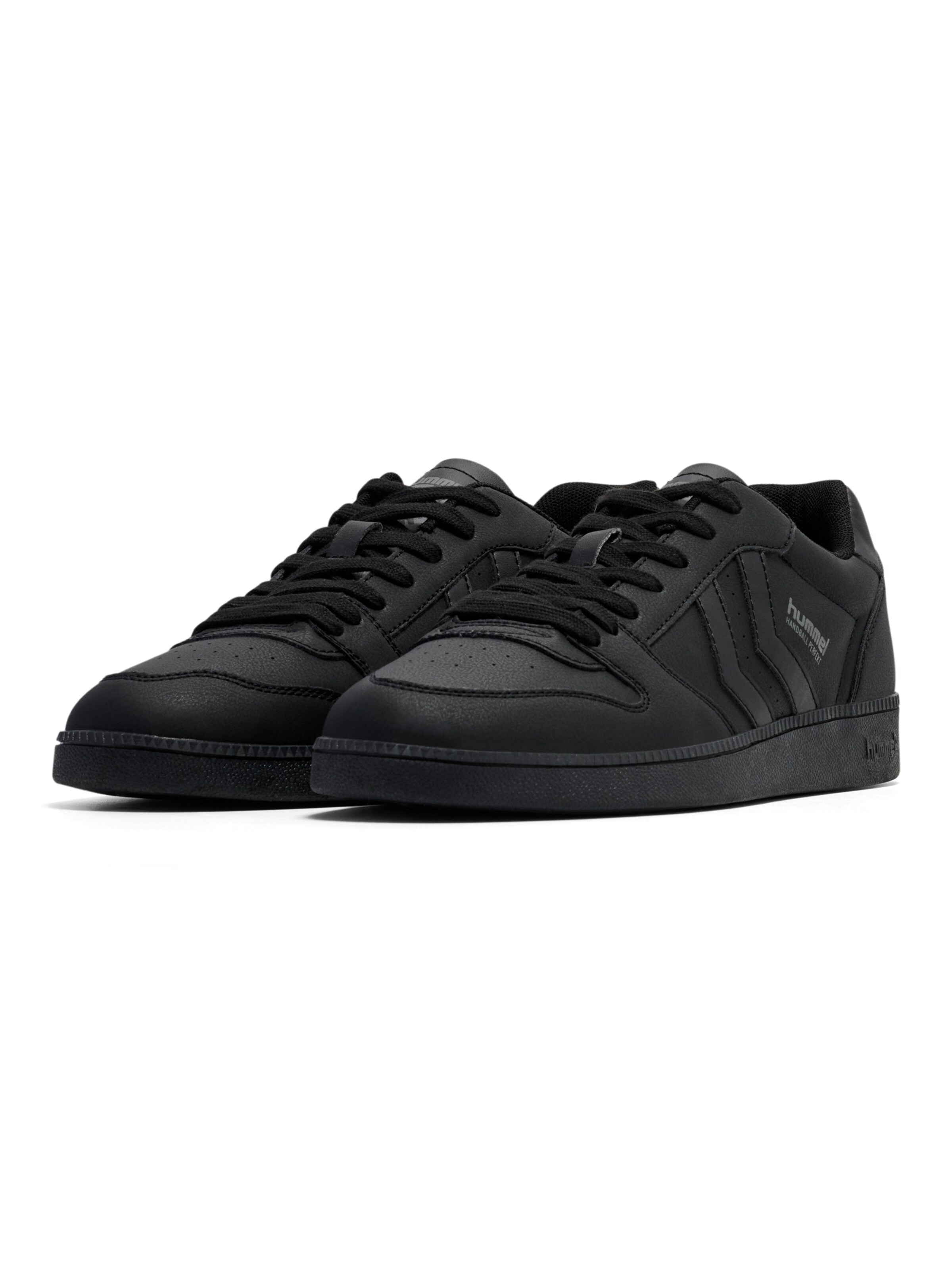 Hummel Sneakers in Black