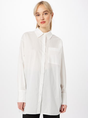 Gina Tricot Blouse 'Aliette' in Wit: voorkant