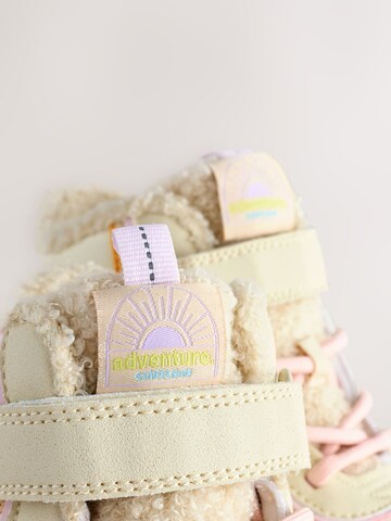 Next Μπότες για χιόνι σε μπεζ