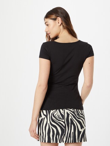 Tricou 'VMMAXI' de la VERO MODA pe negru