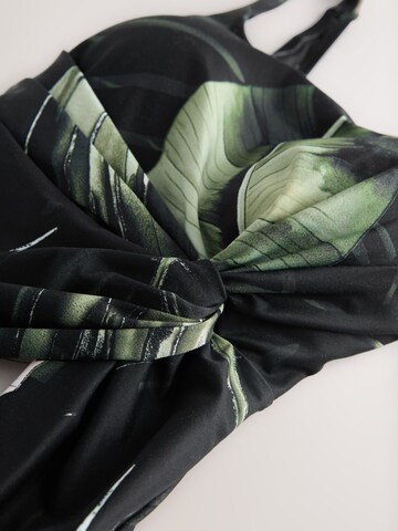 Next Shapingbadeanzug in Schwarz