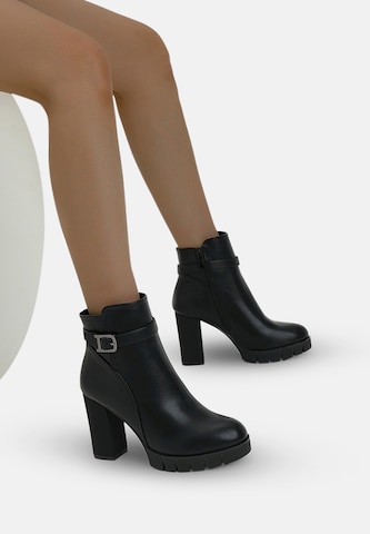 Elara Stiefelette in Schwarz