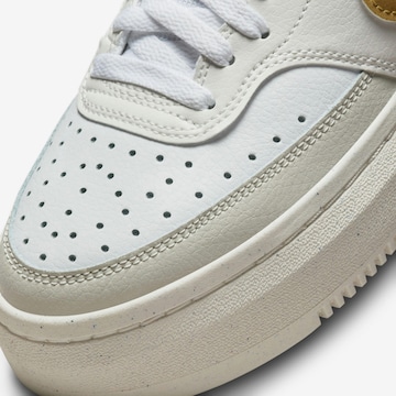 Sneaker bassa 'Court Vision Alta' di Nike Sportswear in bianco