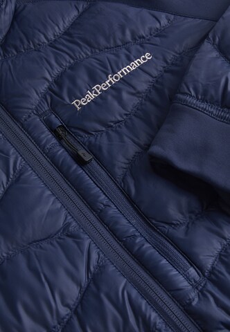 PEAK PERFORMANCE Outdoorjas 'Helium Down' in Blauw