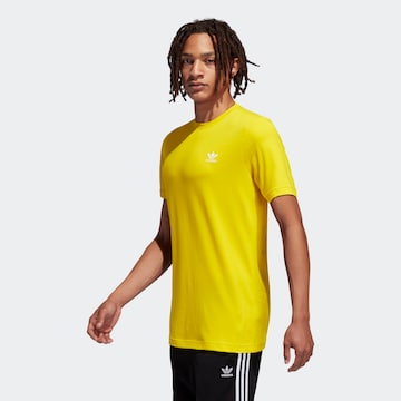 ADIDAS ORIGINALS Футболка 'Essential' в Желтый