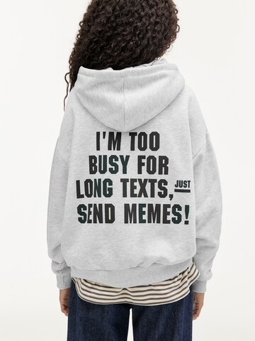 Sweat-shirt Pull&Bear en gris : devant