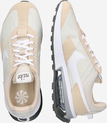 Nike Sportswear - Sapatilhas baixas 'Air Max Pre-Day' em castanho