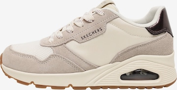 balta SKECHERS Sportbačiai be auliuko 'UNO': priekis