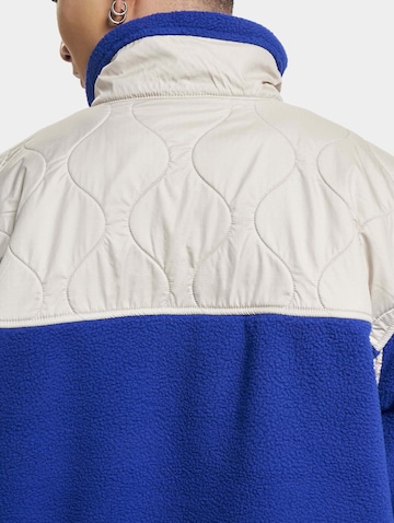 THE NORTH FACE Sweatshirt 'Royal Arch' in Blau