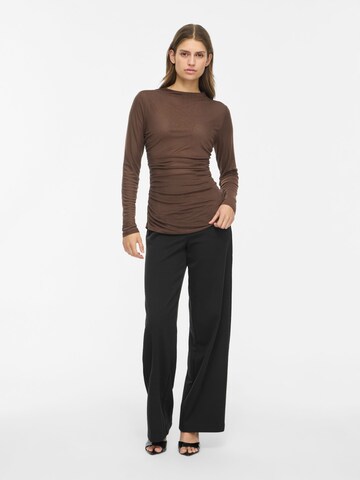T-shirt 'VIFunda' VILA en marron