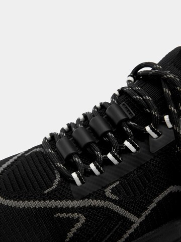 Pull&Bear Sneakers laag in Zwart