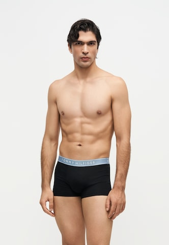 Tommy Hilfiger Underwear Boxeralsók 'Essential' - fekete: elől