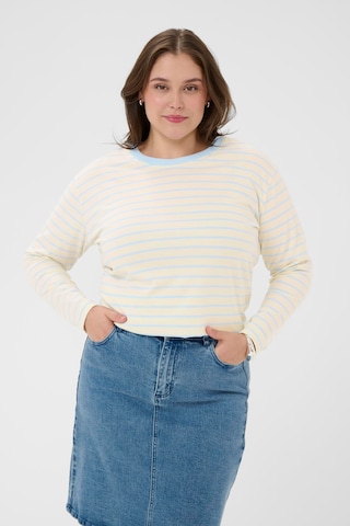T-shirt 'Winni' KAFFE CURVE en beige : devant