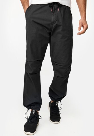 INDICODE JEANS Tapered Hose in Schwarz: Vorderseite