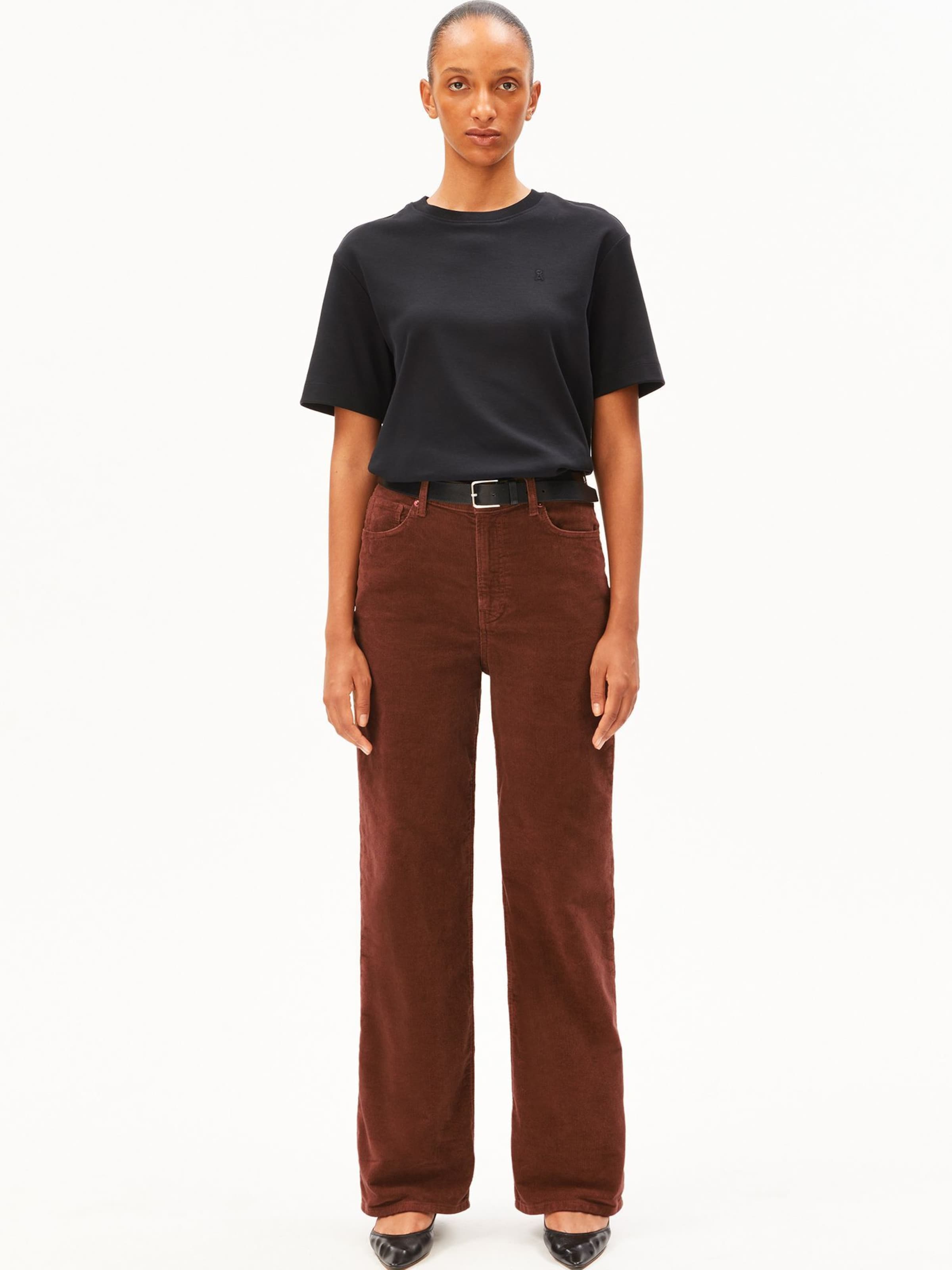 ARMEDANGELS Regular Broek in Rood: voorkant