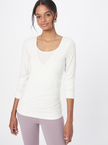 CURARE Yogawear Функциональная футболка 'Flow' в Белый: спереди
