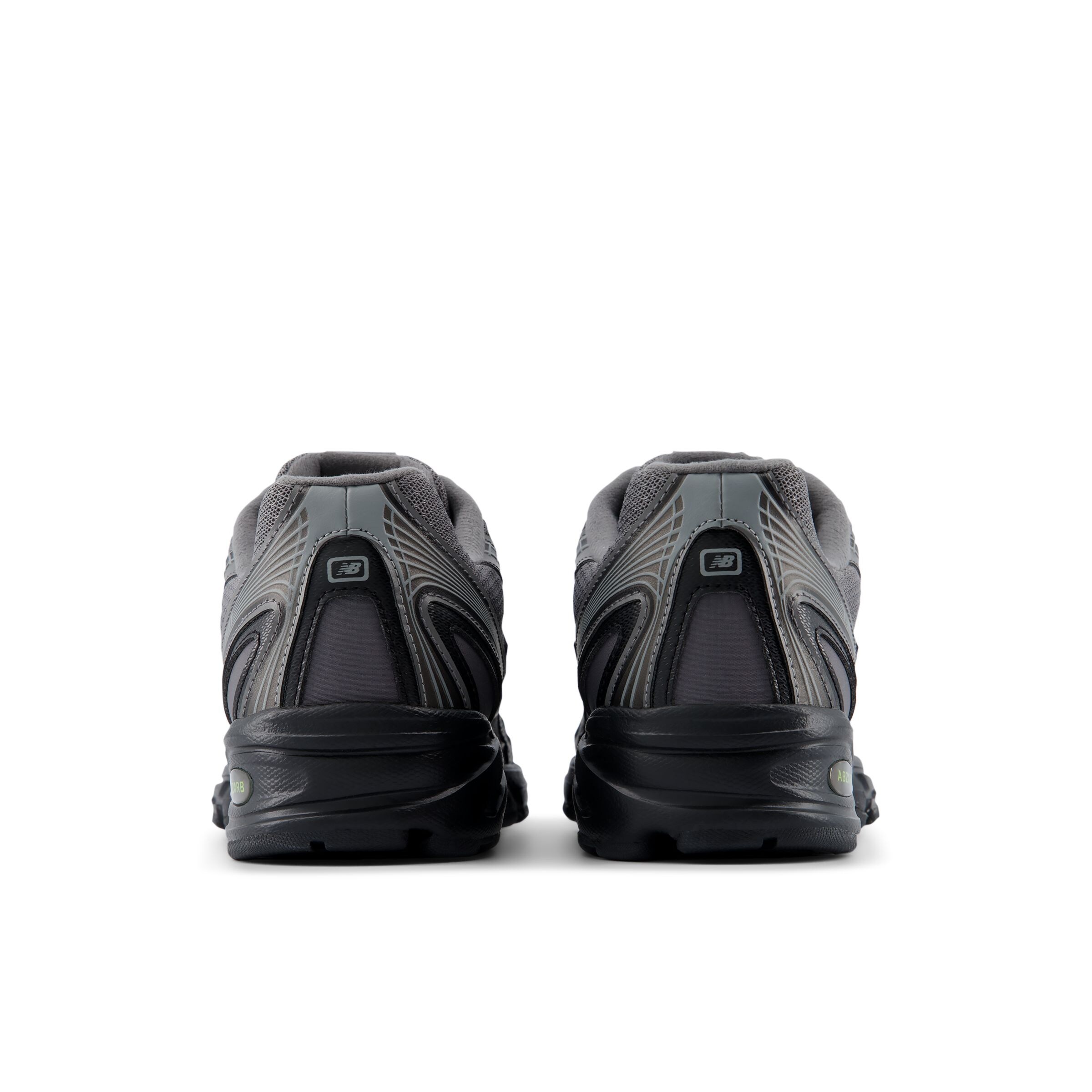 new balance 'Sneaker 740'. in Grau