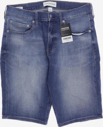 Calvin Klein Jeans Shorts in 31 in Blue: front