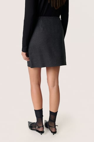 Jupe 'SLMalodi' SOAKED IN LUXURY en gris