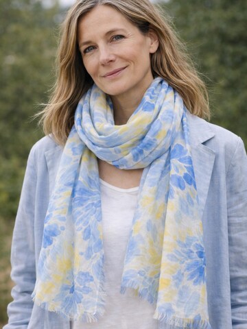 COLLEZIONE ALESSANDRO Scarf 'Batik' in Blue: front