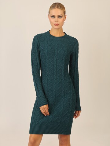 APART Knitted dress in Green: front
