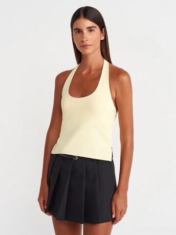 Dilvin Top in Yellow: front